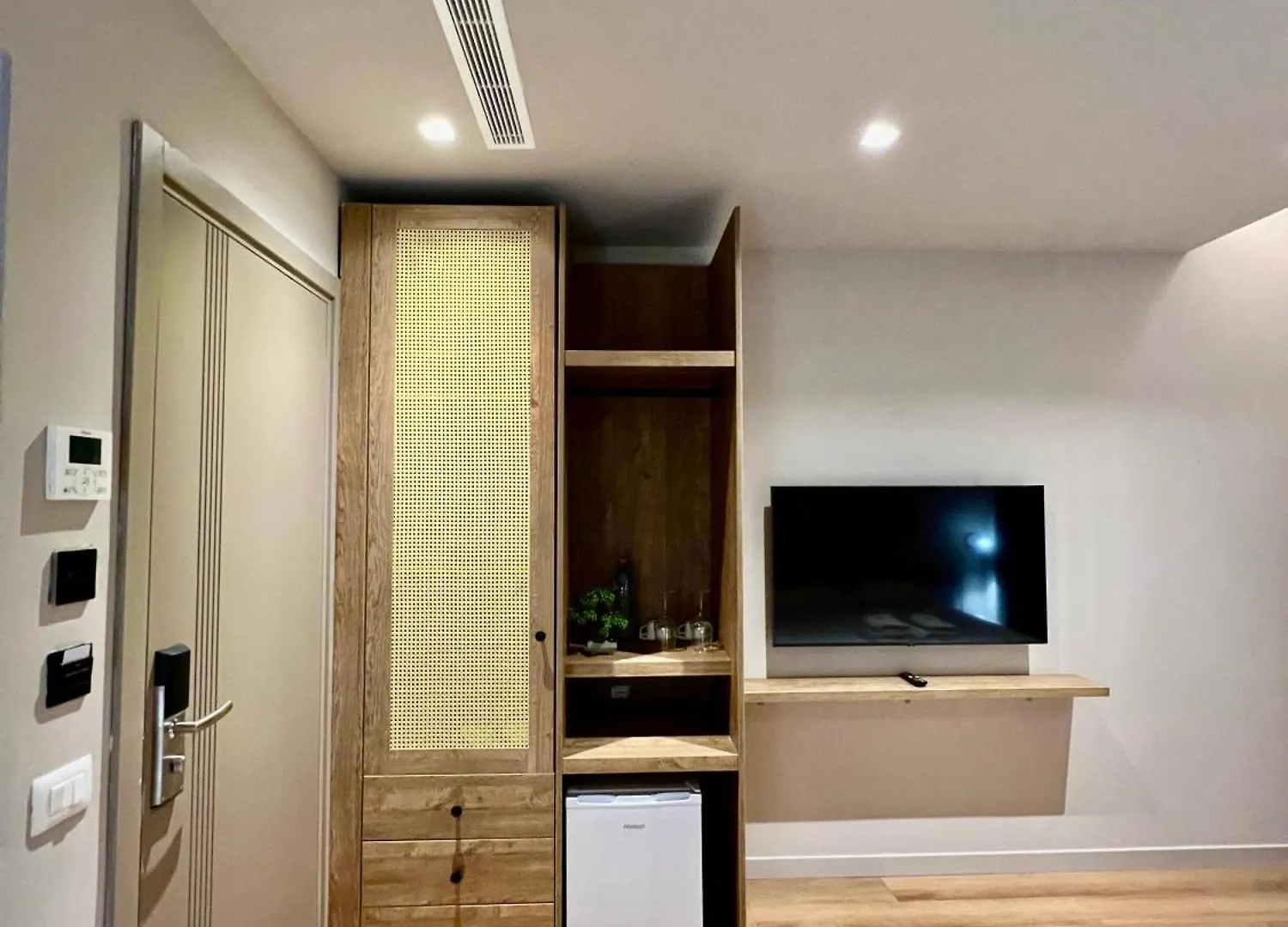 アパートホテル Green Condo Hotel Palase アルバニア